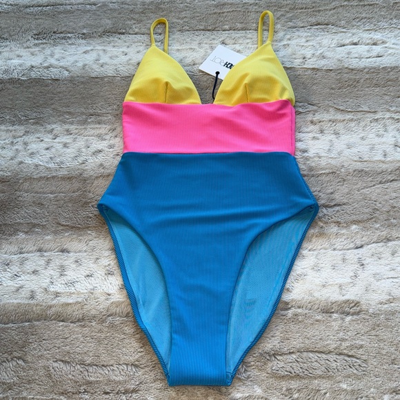 Beach Riot💕Wren Rib Colorblock One-Piece Swimsuit in Coral Reef Colorblock - Picture 5 of 11